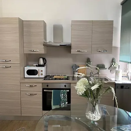 Mamy Home, Bilocale A Санремо